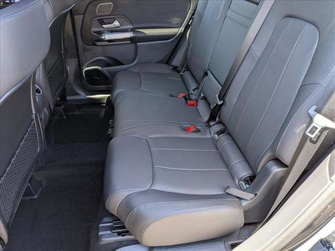 New 2026 Mercedes-Benz GLB 250 4MATIC image 27