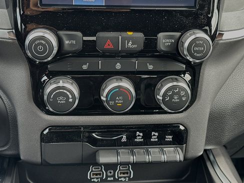 New 2025 RAM 1500 Big Horn AWD/4WD image 23