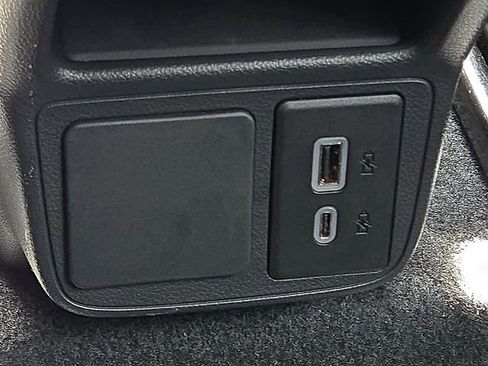 Used 2025 Buick Encore GX Preferred FWD image 11