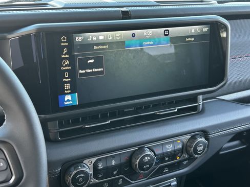 New 2025 Jeep Gladiator Rubicon w/ Convenience Group image 20