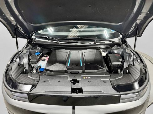Used 2024 Hyundai Ioniq 5 SEL image 25