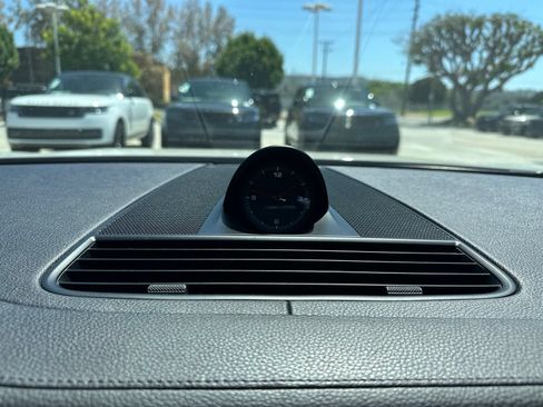 Used 2023 Porsche Panamera image 21
