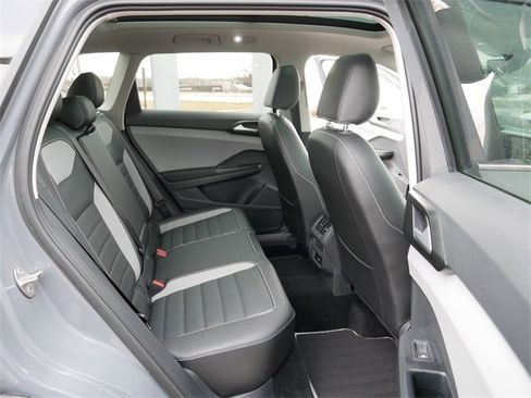 Certified 2023 Volkswagen Taos SEL image 19