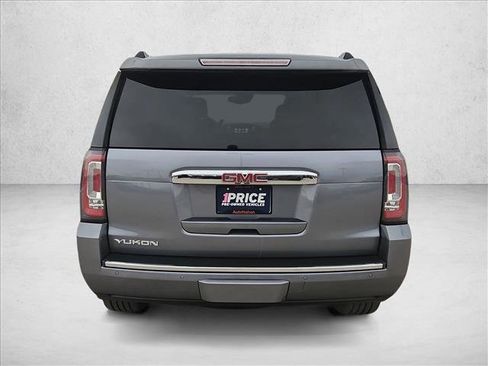 Used 2018 GMC Yukon Denali image 7