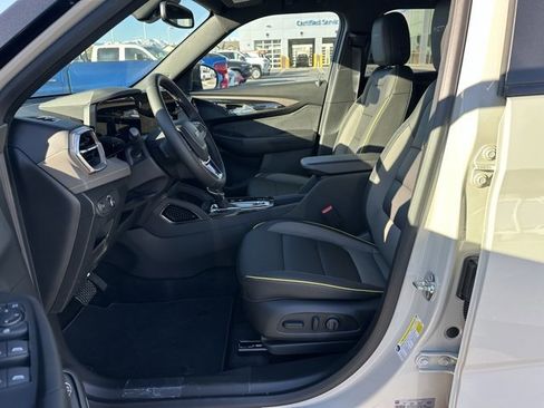 New 2026 Chevrolet TrailBlazer ACTIV w/ Convenience Package image 2