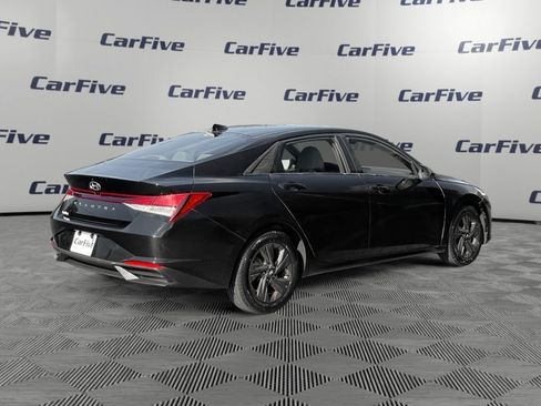 Used 2021 Hyundai Elantra SEL FWD image 6