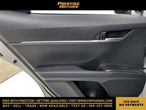 Used 2024 Toyota Camry SE image 35