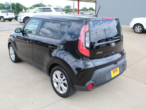 Used 2015 Kia Soul + w/ Audio Package FWD image 47