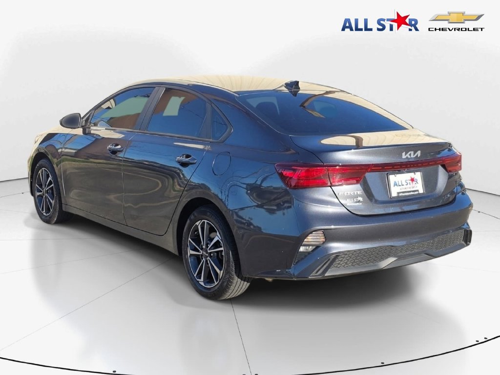 Used 2023 Kia Forte LXS FWD image 6