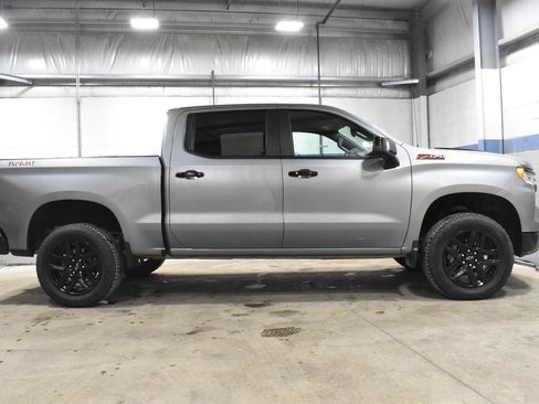 Used 2025 Chevrolet Silverado 1500 LT Trail Boss w/ Convenience Package II image 27