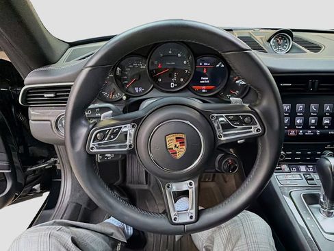 Certified 2017 Porsche 911 Carrera 4S AWD/4WD image 12