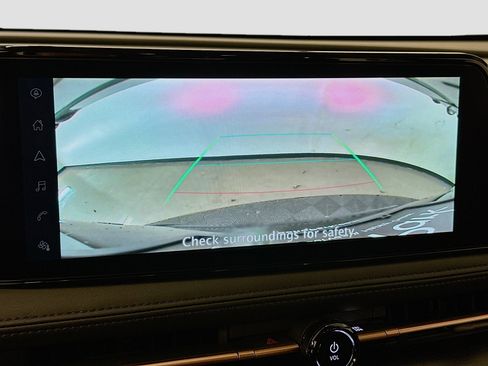 Used 2024 Nissan Ariya AWD image 23