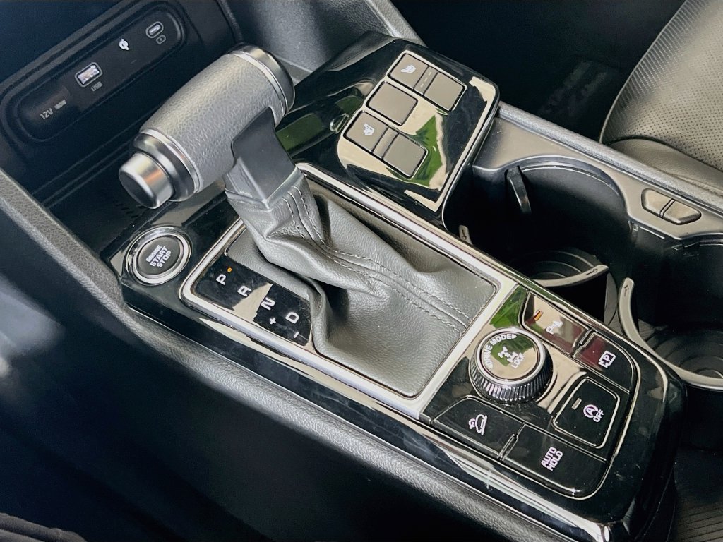 Certified 2025 Kia Sportage X-Line AWD/4WD image 18