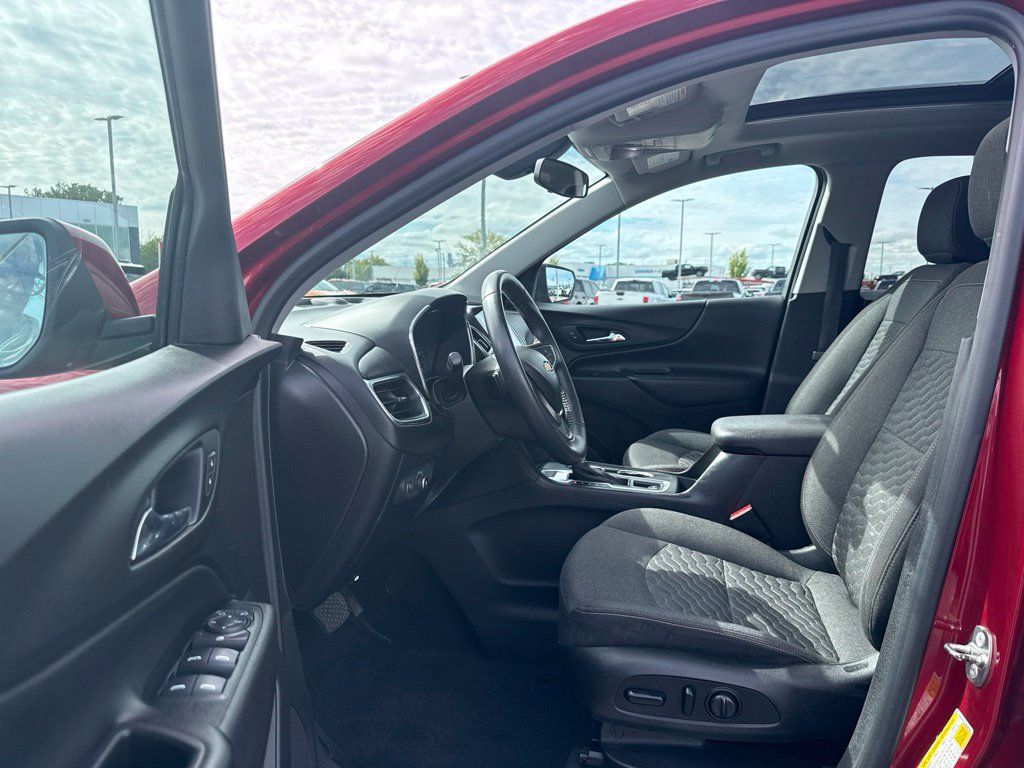 Certified 2018 Chevrolet Equinox LT FWD image 6