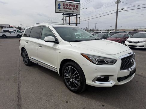 Used 2019 INFINITI QX60 Luxe w/ Sensory Package image 4