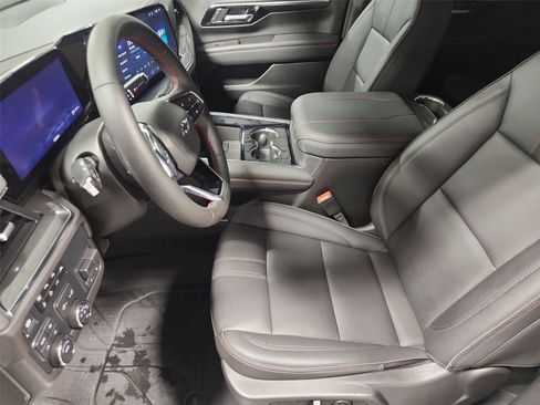 Used 2025 Chevrolet Tahoe RST w/ Comfort Package AWD/4WD image 20