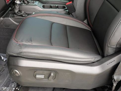 New 2025 Jeep Wrangler Unlimited Rubicon image 4