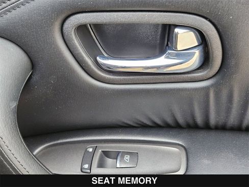 Used 2021 Nissan Armada SL w/ Captain's Chairs Package image 34