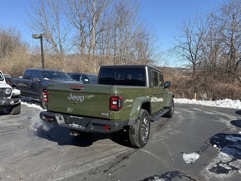 Used 2021 Jeep Gladiator Overland w/ Popular Equipment Package image 6