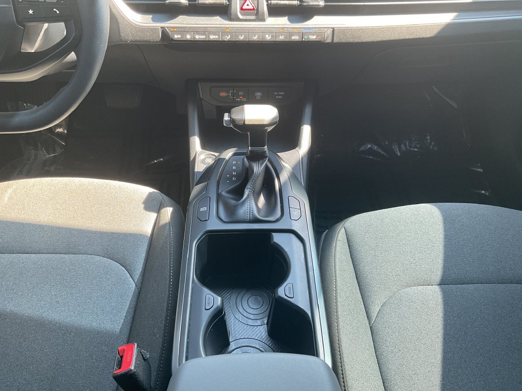 Used 2025 Kia K4 FWD image 27