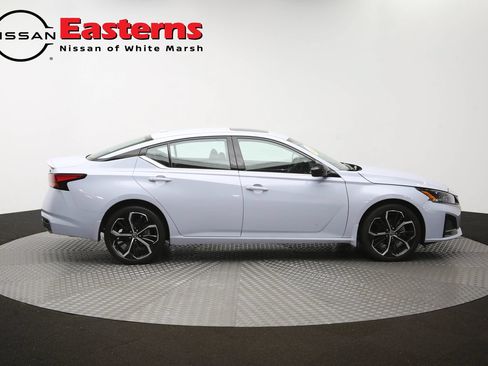 Used 2023 Nissan Altima 2.5 SR AWD/4WD image 43