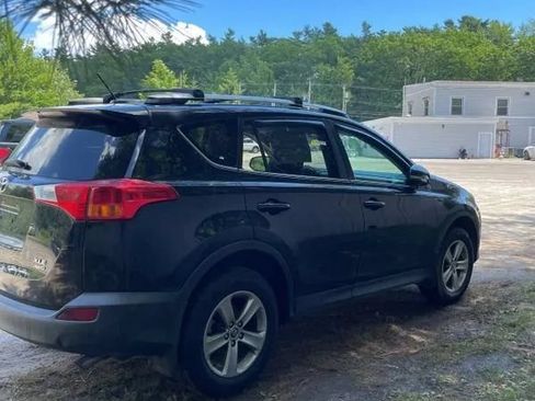 Used 2015 Toyota RAV4 XLE AWD/4WD image 10
