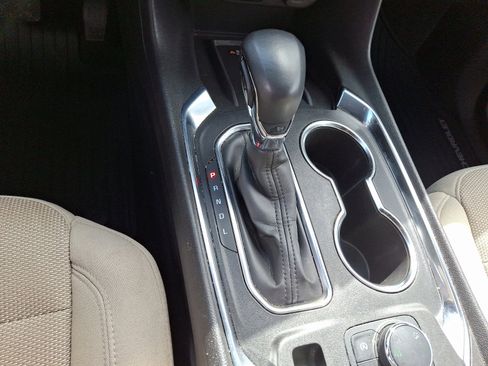 Used 2022 Chevrolet Traverse LT AWD/4WD image 15