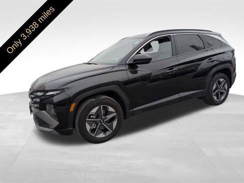 Certified 2025 Hyundai Tucson SEL image 2