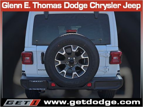 New 2026 Jeep Wrangler Unlimited Sahara AWD/4WD image 5