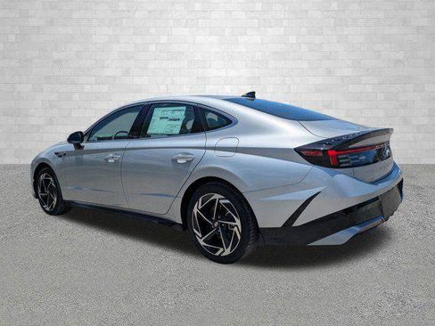 New 2026 Hyundai Sonata SEL FWD image 4