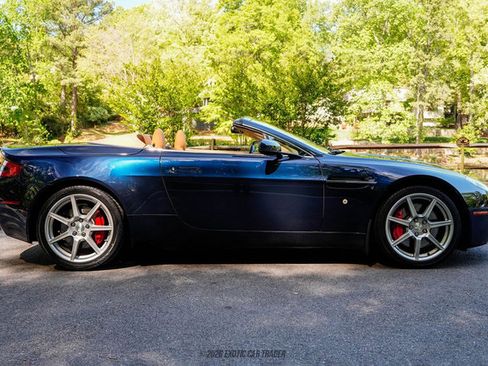 Used 2008 Aston Martin V8 Vantage Roadster RWD image 9