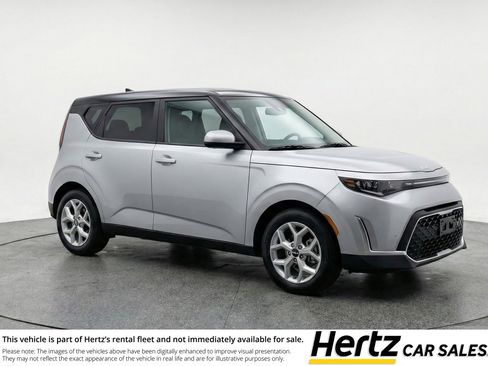 Used 2025 Kia Soul LX w/ LX Technology Package image 1