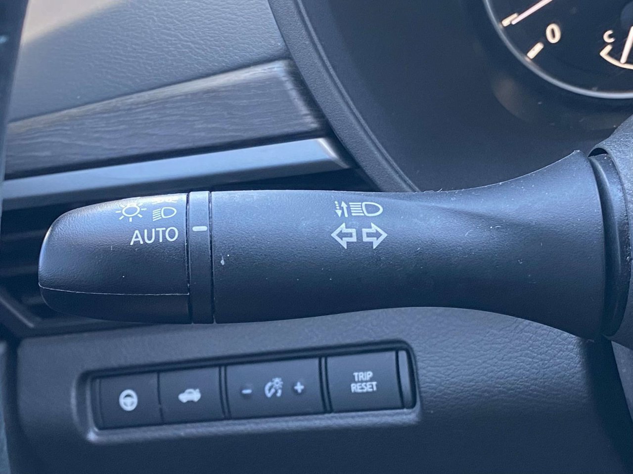 Used 2024 Nissan Altima 2.5 SL AWD/4WD image 23