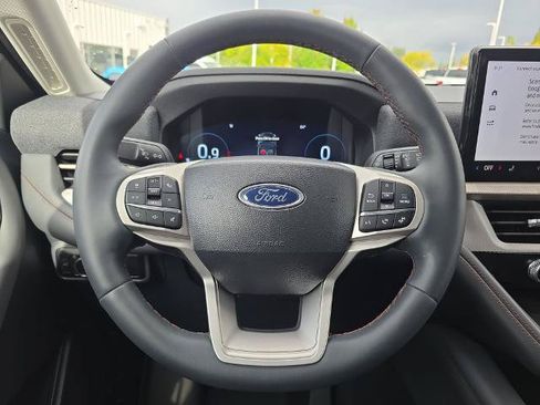 Certified 2025 Ford Explorer Active AWD/4WD image 21