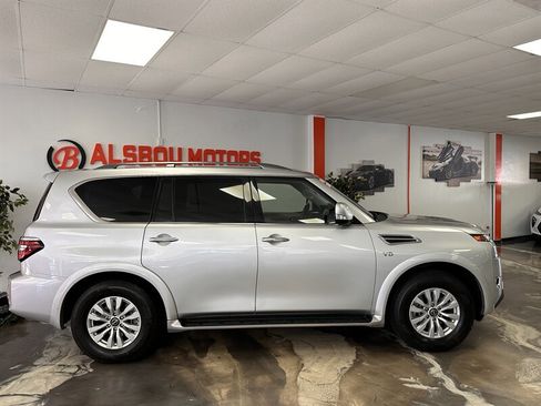 Used 2021 Nissan Armada SV image 6