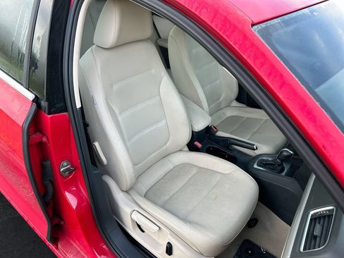 Used 2014 Volkswagen Jetta SE FWD image 26