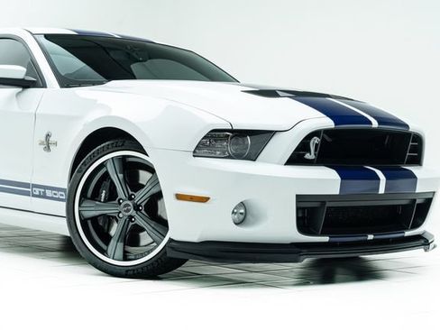 Used 2014 Ford Mustang Shelby GT500 w/ Equipment Group 821A RWD image 4