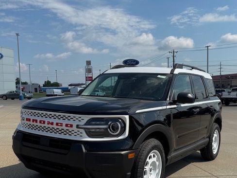 New 2025 Ford Bronco Sport Heritage image 2