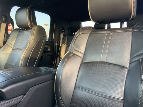 Used 2022 RAM 2500 Limited w/ Body Color Bumper Group image 17