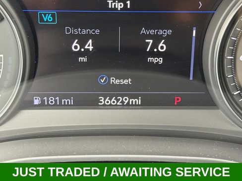 Used 2023 Cadillac XT6 Premium Luxury w/ Technology Package AWD/4WD image 34