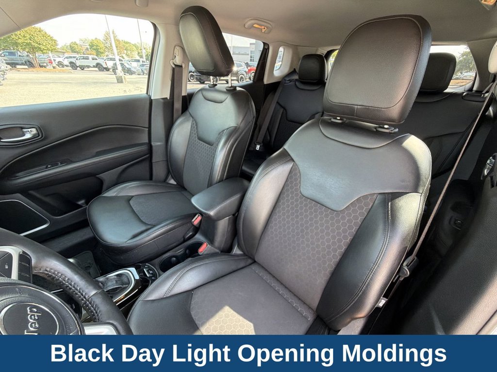 Used 2019 Jeep Compass Latitude AWD/4WD image 11