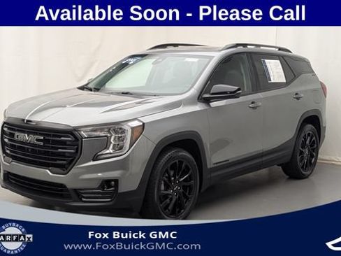 Used 2023 GMC Terrain SLT w/ Tech Package AWD/4WD image 1