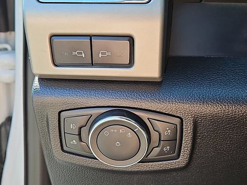 Used 2019 Ford F250 Lariat AWD/4WD image 24
