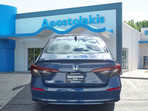 New 2026 Honda Civic Sport image 4