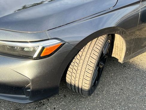 Used 2025 Honda Civic Sport image 3