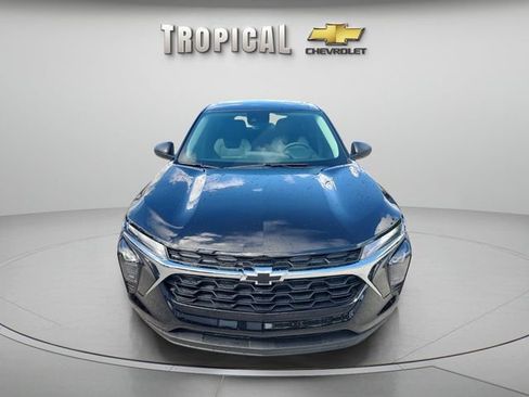New 2026 Chevrolet Trax LS FWD image 8