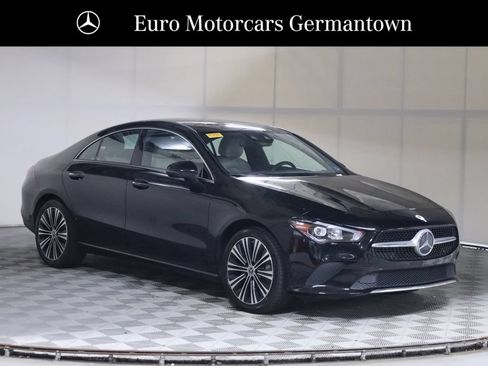 Used 2023 Mercedes-Benz CLA 250 4MATIC image 3