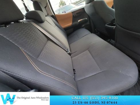 Used 2017 Toyota Tacoma SR5 image 17