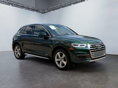 Used 2020 Audi Q5 Prestige AWD/4WD image 3