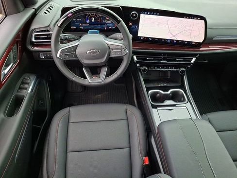 New 2026 Chevrolet Traverse Z71 w/ Enhanced Driving Package image 9